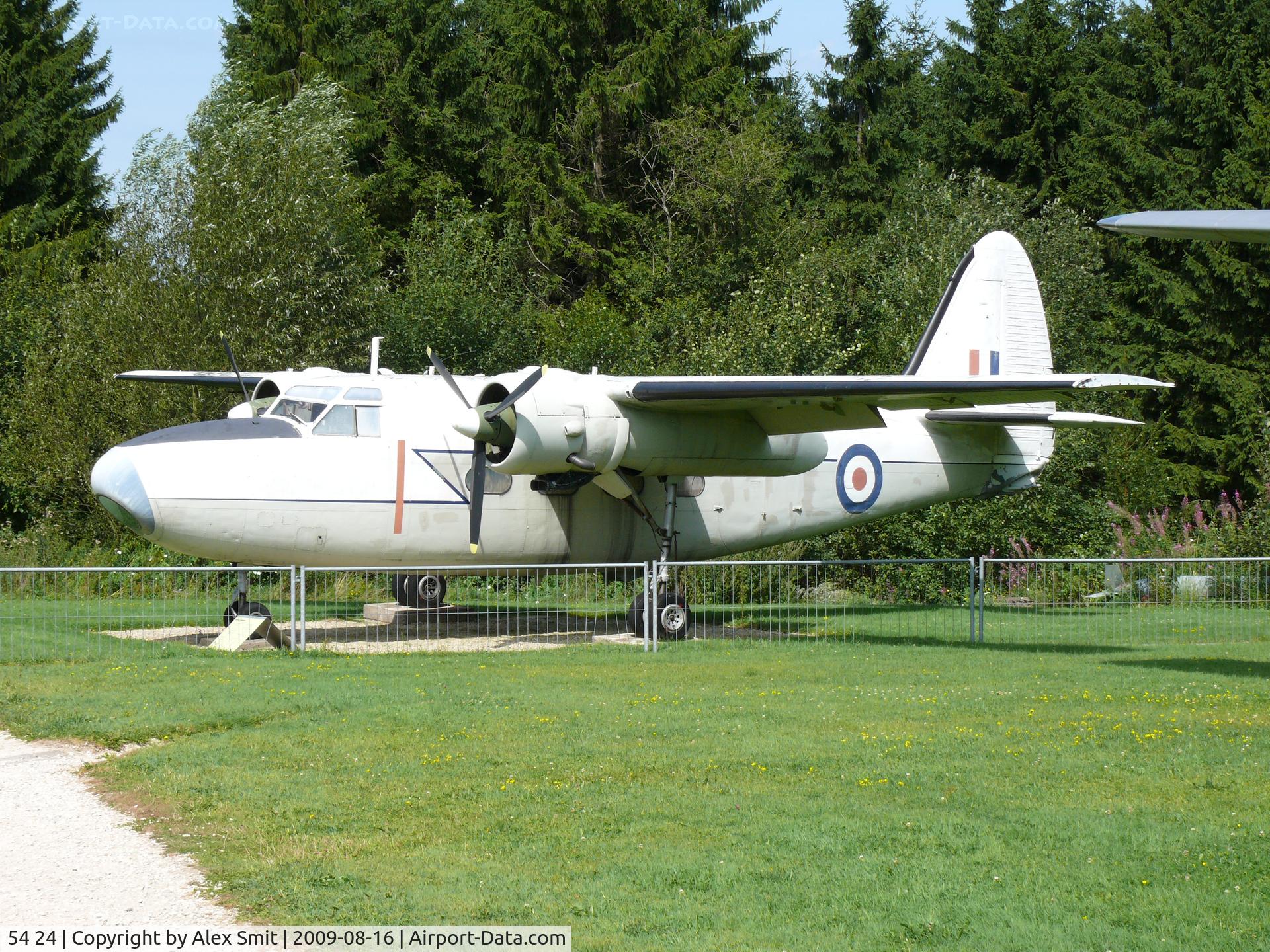 54 24, Hunting Percival P-66 Pembroke C54 C/N PAC/66/1016, Hunting Percival P66 Pembroke C54 ex 54+24 painted as Roayal Air Force in the Hermerskeil Museum Flugausstellung Junior