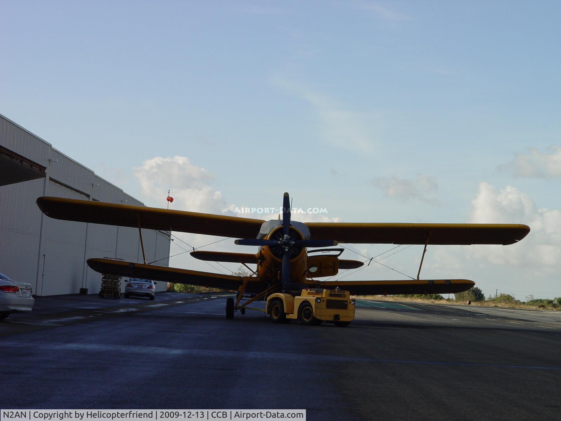 N2AN, 1984 Antonov An-2 C/N 43798, Being cleaned up