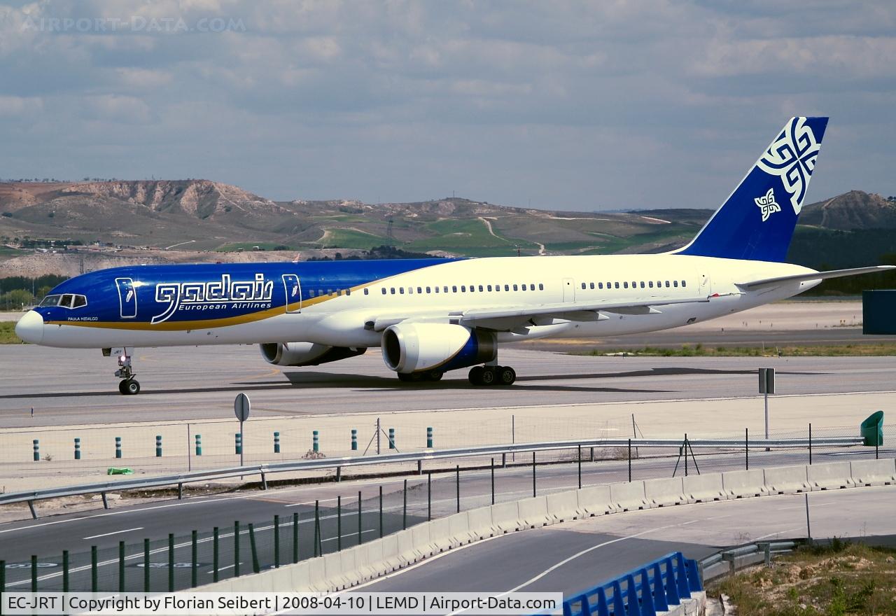 EC-JRT, 1990 Boeing 757-236 C/N 24772, taxi to the active