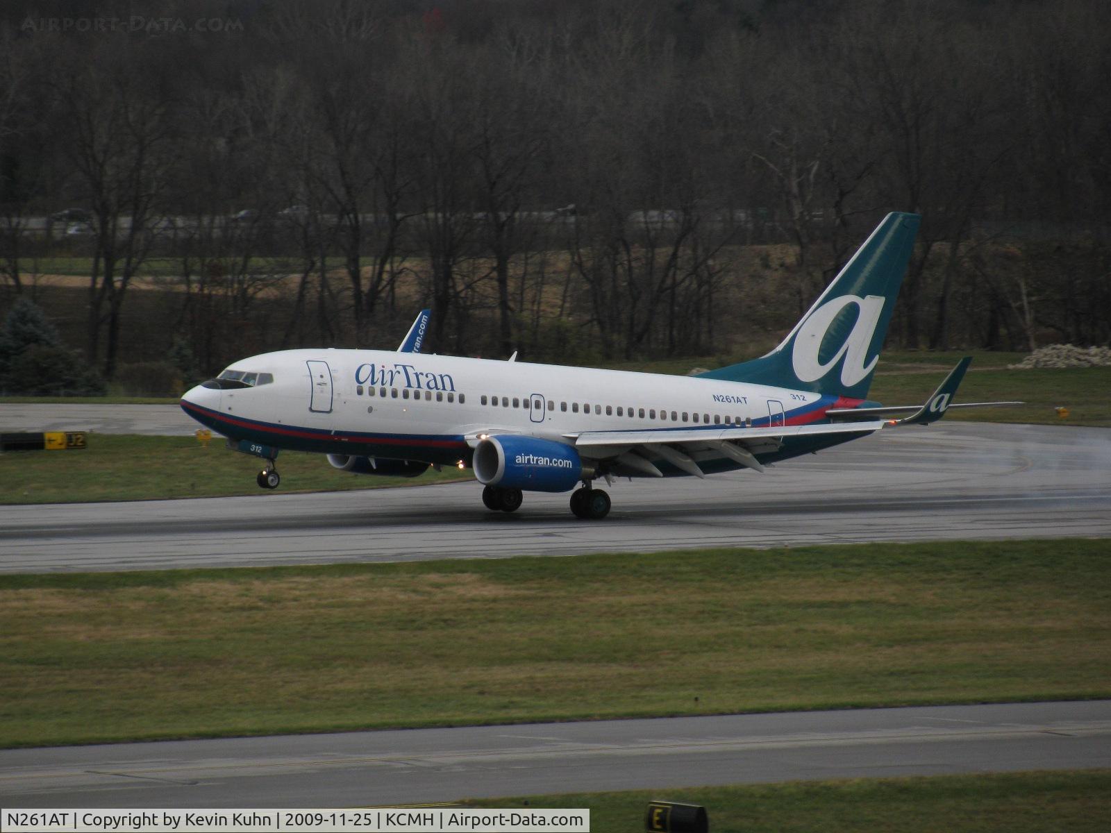 N261AT, 2005 Boeing 737-76N C/N 32660, My first TRS 737