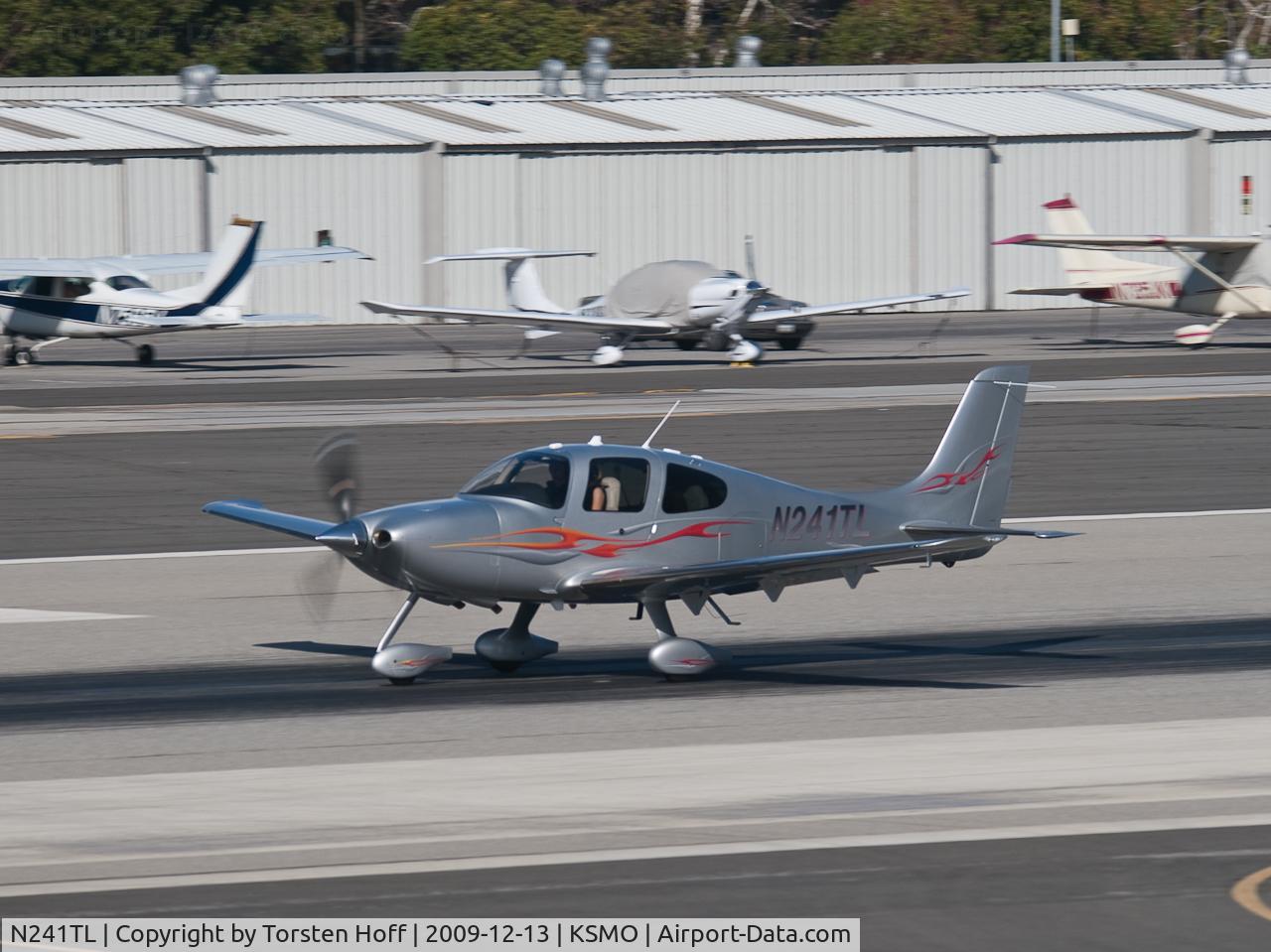 N241TL, Cirrus SR22 C/N 3521, N241TL departing from RWY 21
