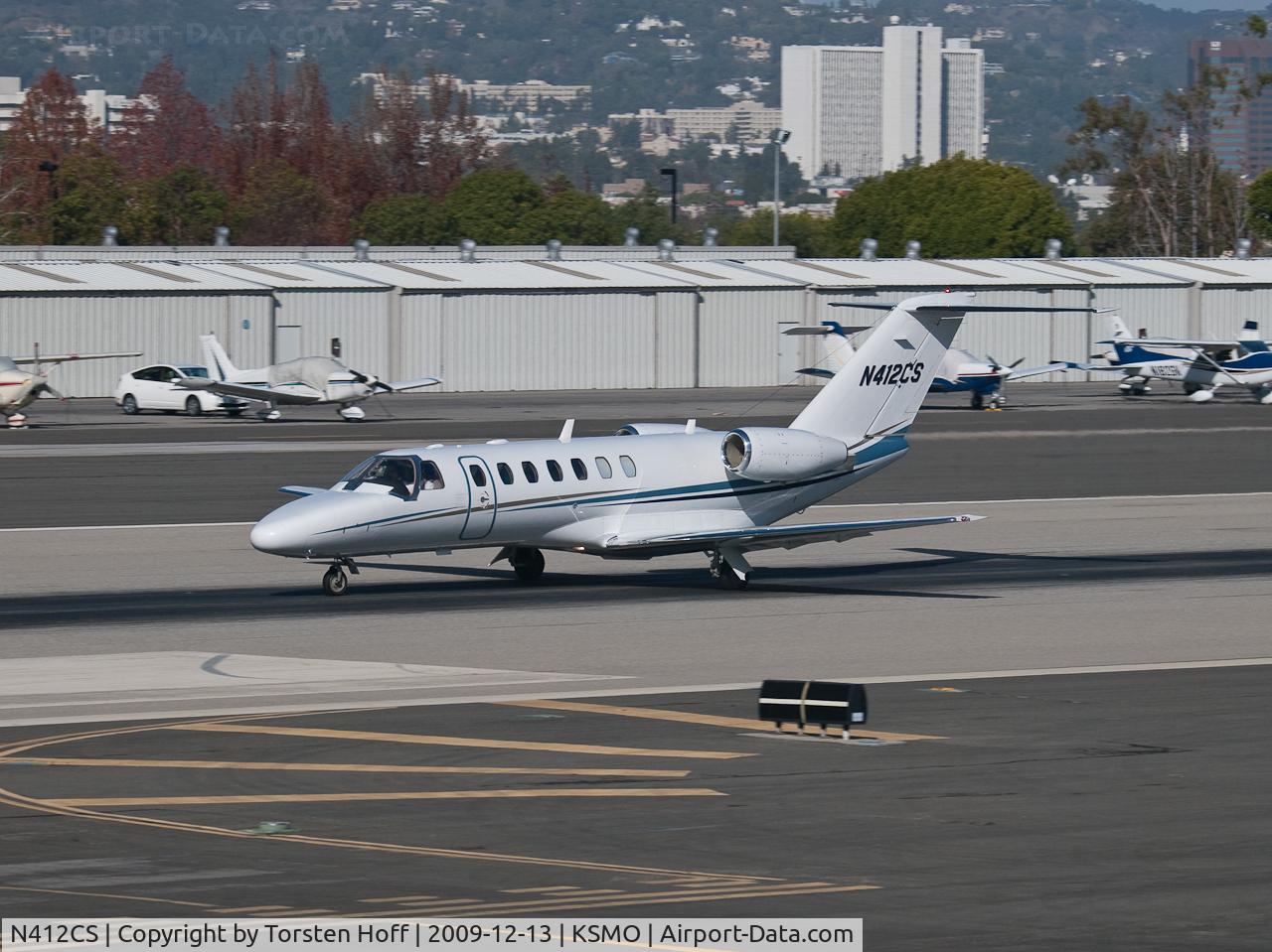 N412CS, 2006 Cessna 525B CitationJet CJ3 C/N 525B0059, N412CS departing from RWY 21