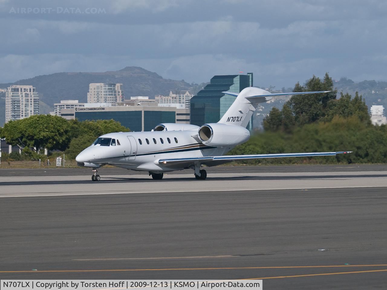 N707LX, 1999 Cessna 750 Citation X Citation X C/N 750-0078, N707LX departing from RWY 21