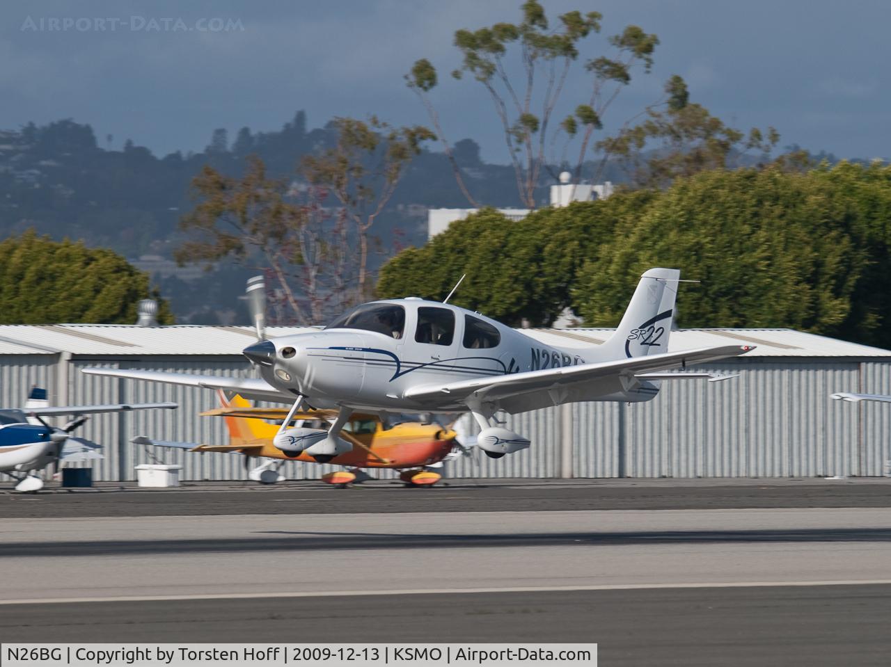N26BG, 2002 Cirrus SR22 C/N 0244, N26BG arriving on RWY 21
