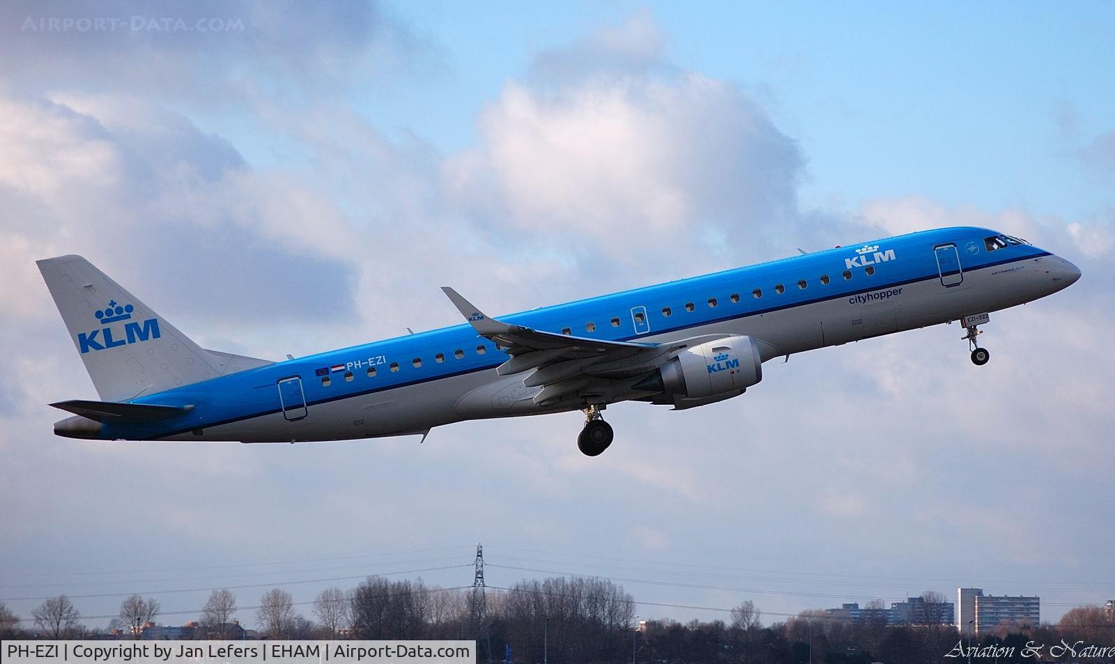 PH-EZI, 2009 Embraer 190LR (ERJ-190-100LR) C/N 19000322, New KLM Embraer