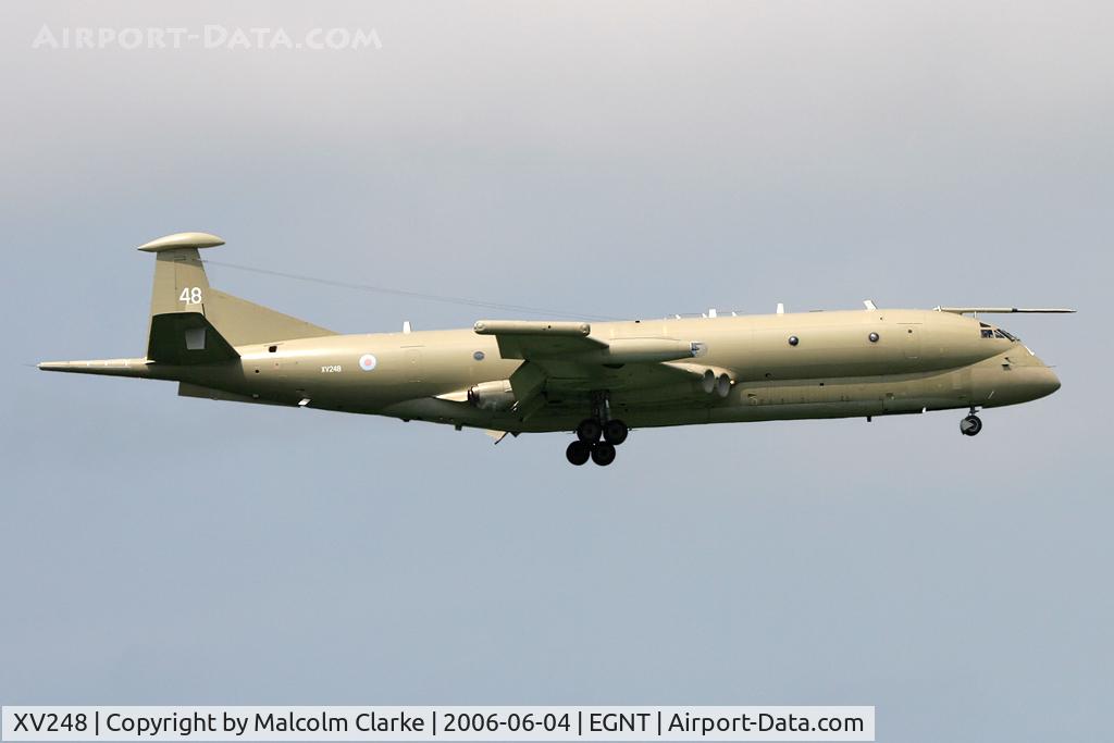 XV248, Hawker Siddeley Nimrod MR.2 C/N 8023, Hawker Siddeley Nimrod MR2 at Newcastle Airport, UK in 2006.