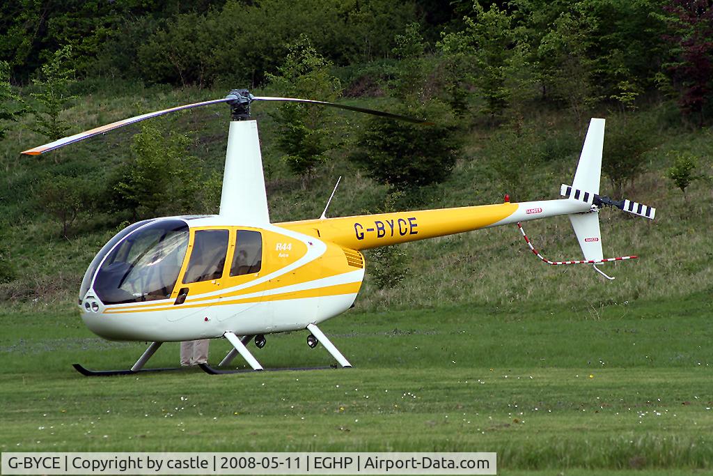 G-BYCE, 1998 Robinson R44 Astro C/N 0520, seen @ Popham