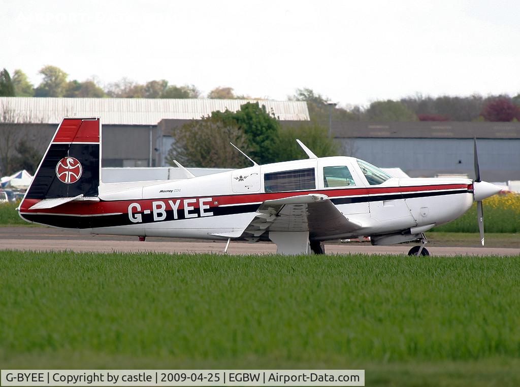 G-BYEE, 1980 Mooney M20K C/N 25-0282, seen @ Wellesbourne Mountford
