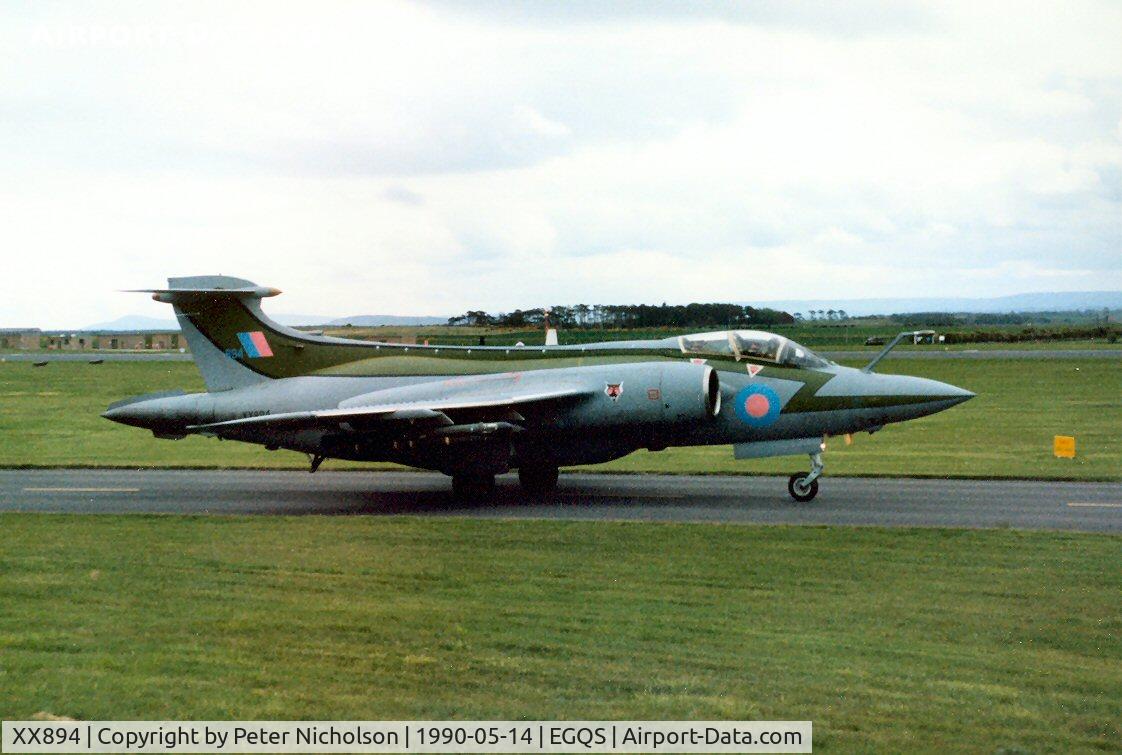 XX894, 1975 Hawker Siddeley Buccaneer S.2B C/N B3-03-74, Buccaneer S.2B of 12 Squadron at RAF Lossiemouth in May 1990.