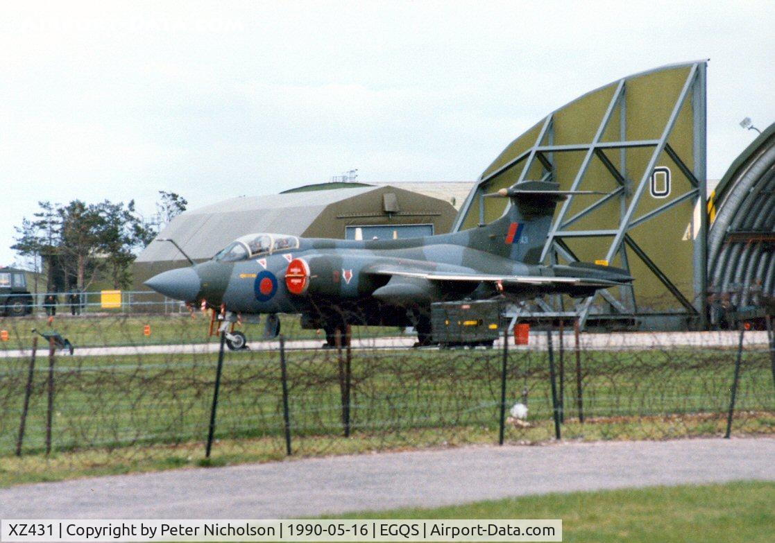 XZ431, 1977 Hawker Siddeley Buccaneer S.2B C/N B3-01-76, Buccaneer S.2B of 12 Squadron at RAF Lossiemouth in May 1990.