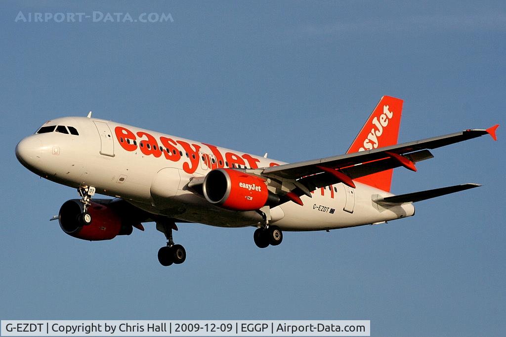 G-EZDT, 2008 Airbus A319-111 C/N 3720, Easyjet