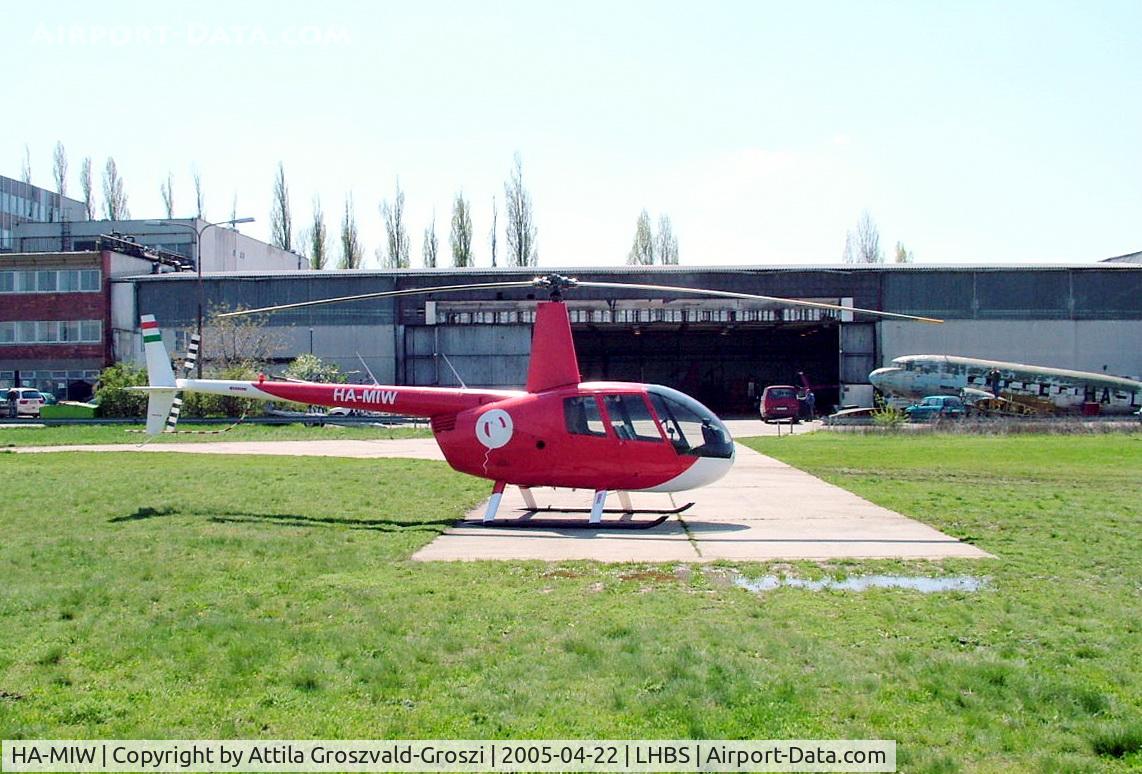 HA-MIW, 1998 Robinson R44 Astro C/N 0543, Budaörs-Airport, Hungary