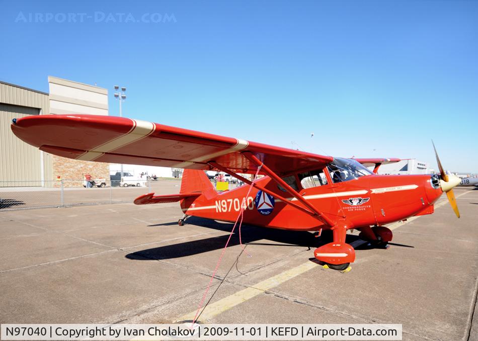 N97040, 1946 Stinson 108-1 Voyager C/N 108-1040, Commemorative AIr Force
