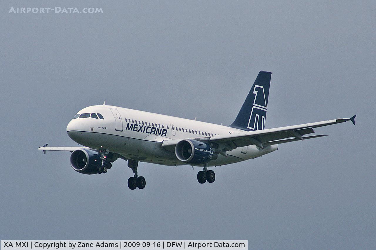 XA-MXI, 2002 Airbus A319-112 C/N 1742, Mexicana landing at DFW
