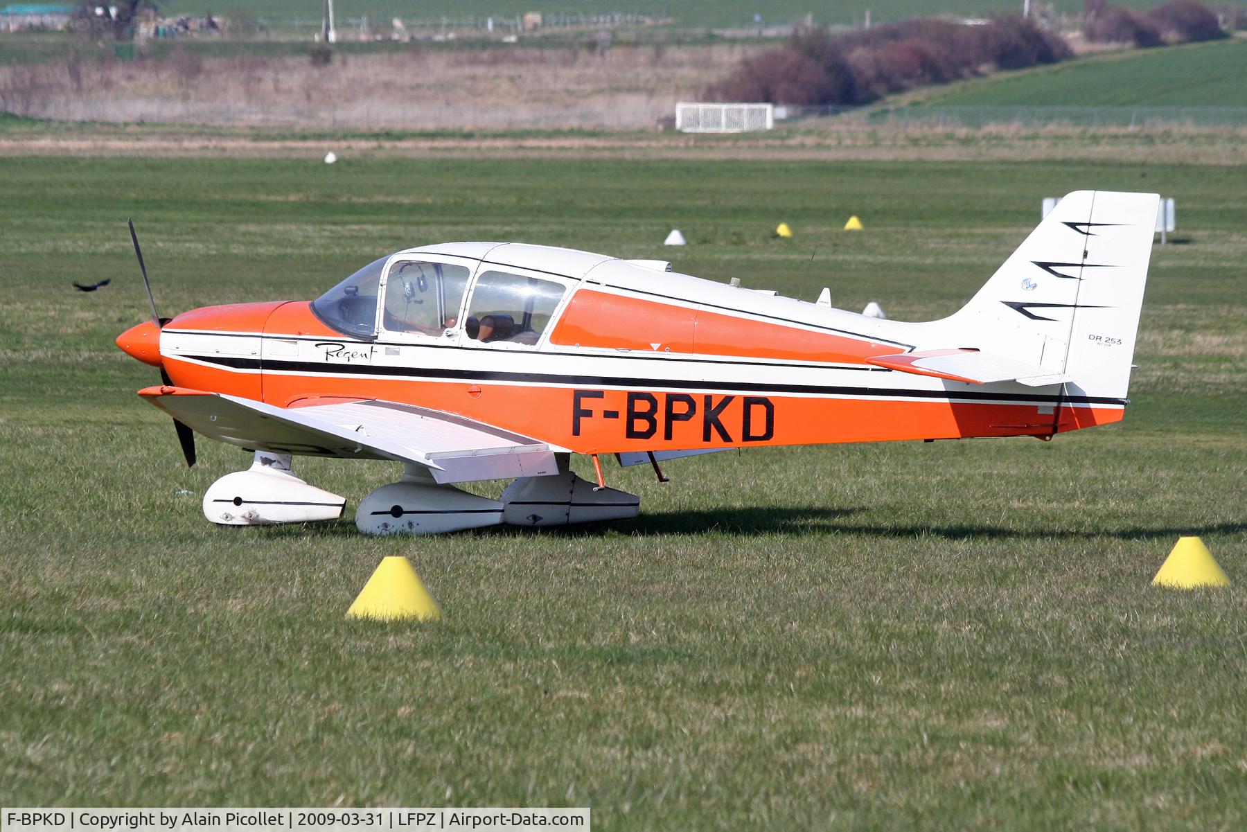 F-BPKD, Jodel DR-253 Regent C/N 114, landing
