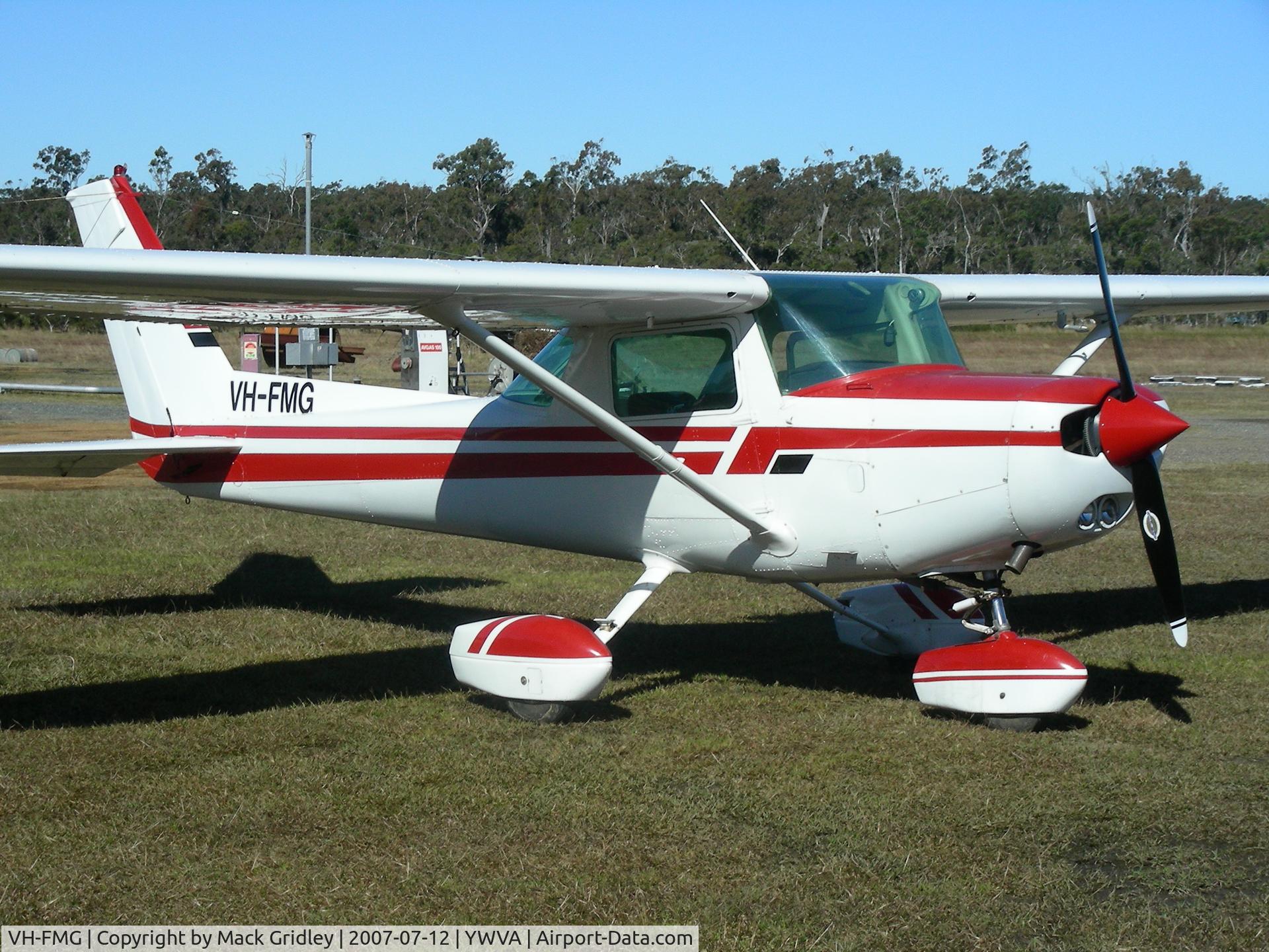 VH-FMG, 1979 Cessna 152 C/N 15283511, Cessna 152