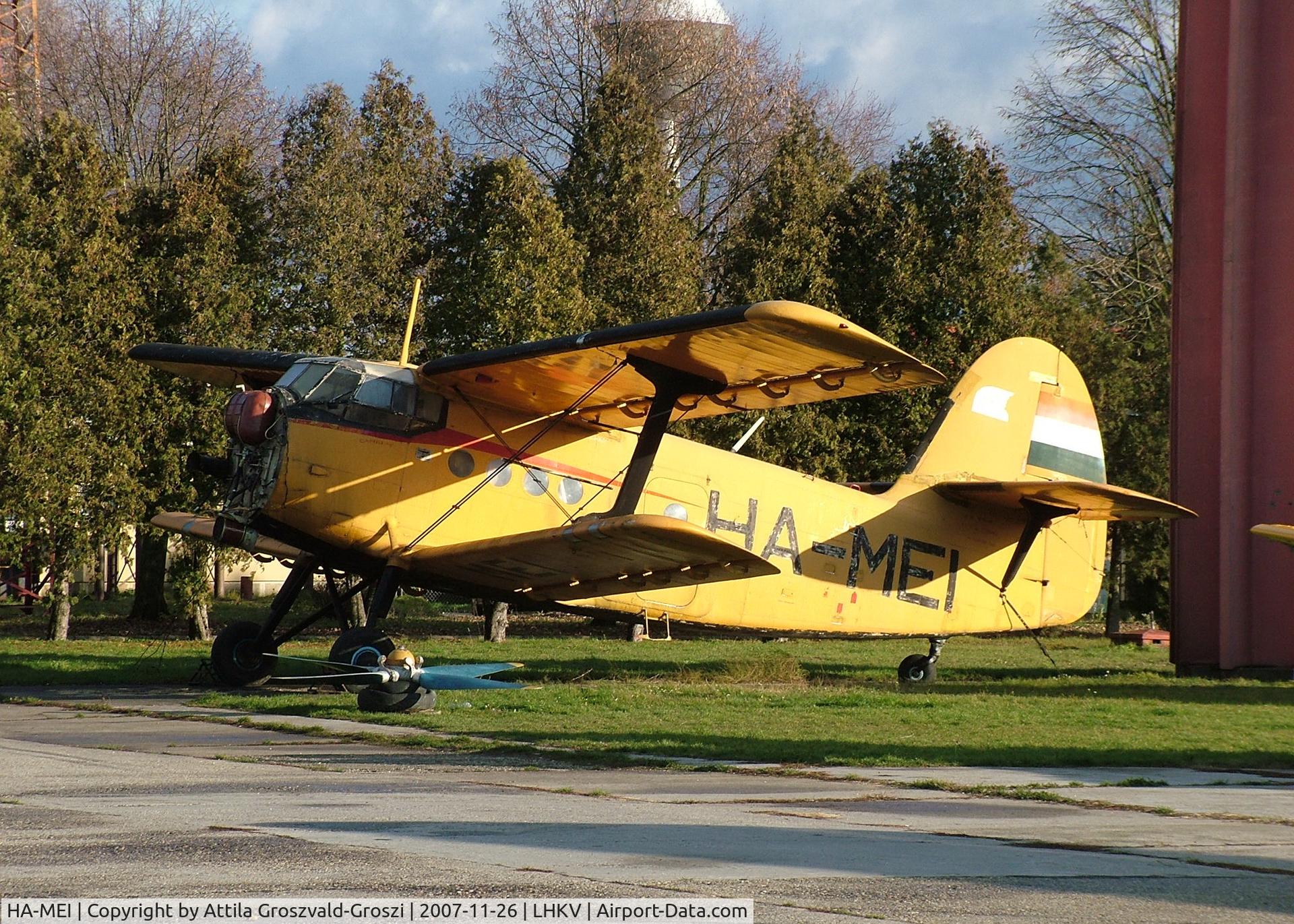 HA-MEI, 1980 PZL-Mielec AN-2R C/N 1G190-18, Kaposújlak airport, Hungary