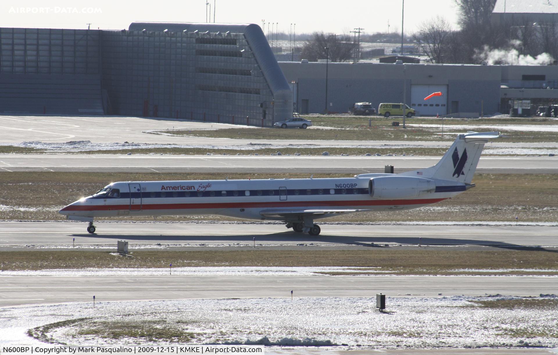 N600BP, 1998 Embraer ERJ-145LR (EMB-145LR) C/N 145044, EMB-145LR
