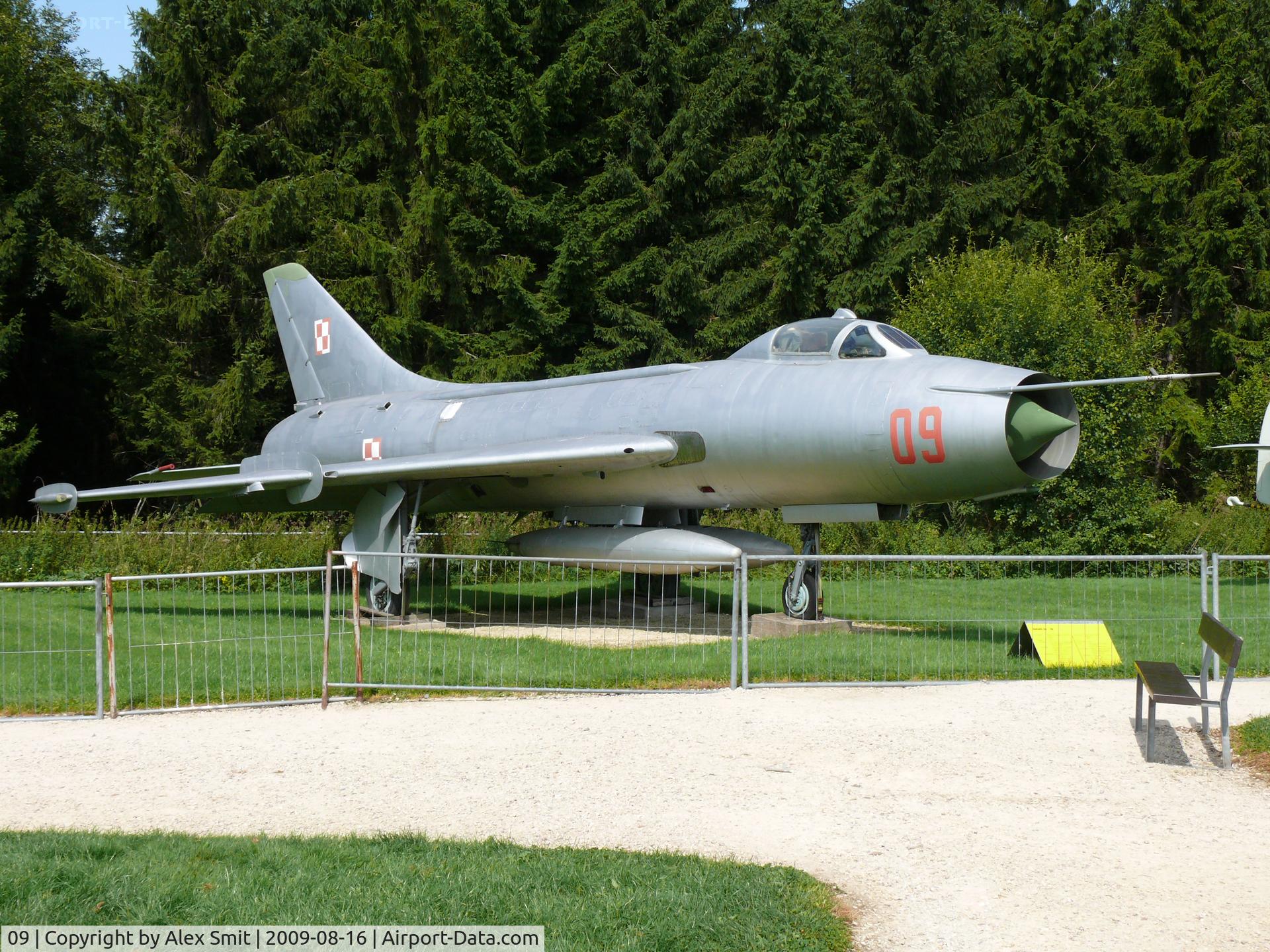 09, Sukhoi Su-7BM C/N 5309, Sukhoi Su7BM Fitter-A 09 Polish Air Force in the Hermerskeil Museum Flugausstellung Junior