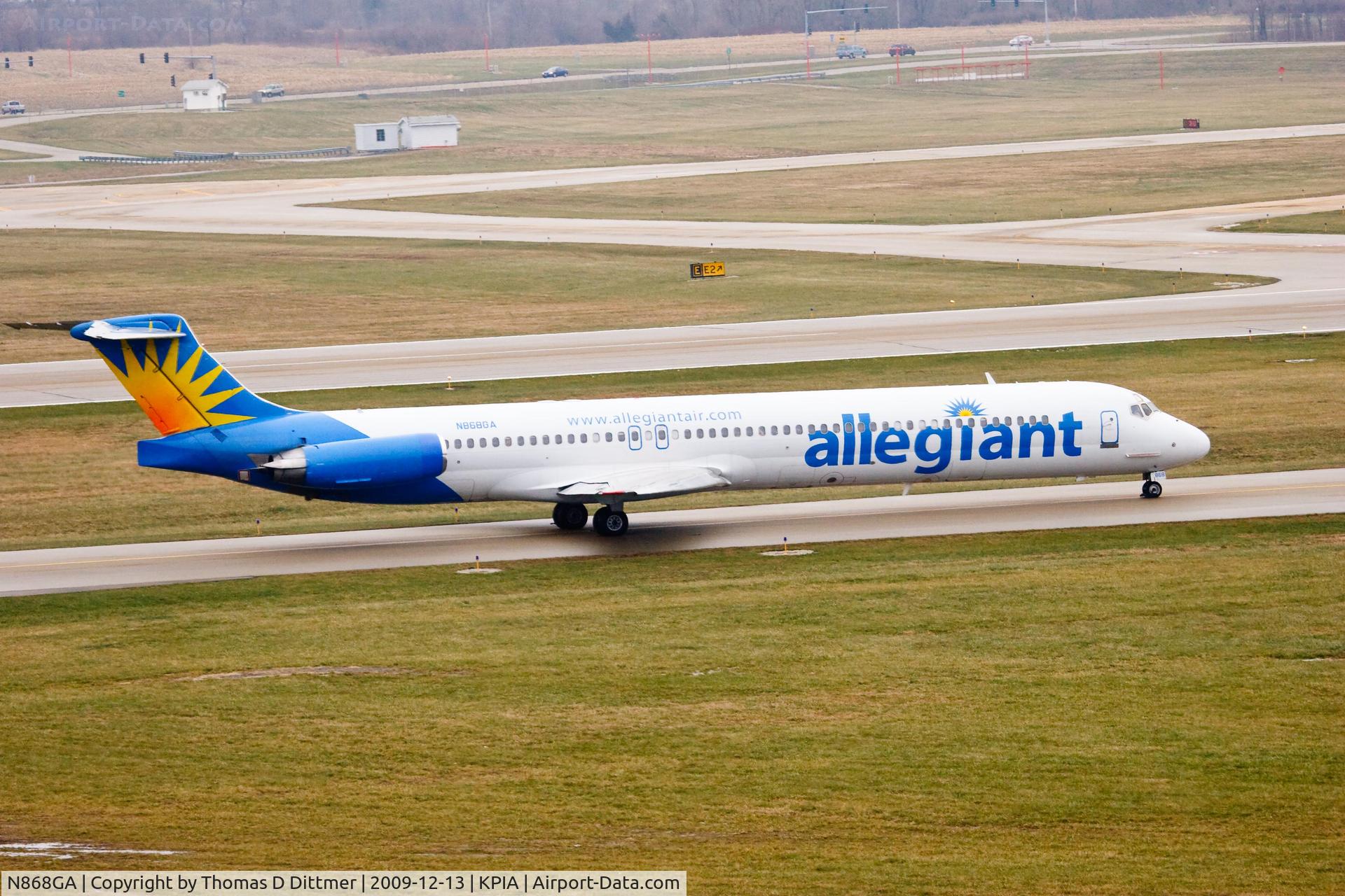 N868GA, 1987 McDonnell Douglas MD-83 (DC-9-83) C/N 49554, Allegiant Airways (N868GA) taxies for departure