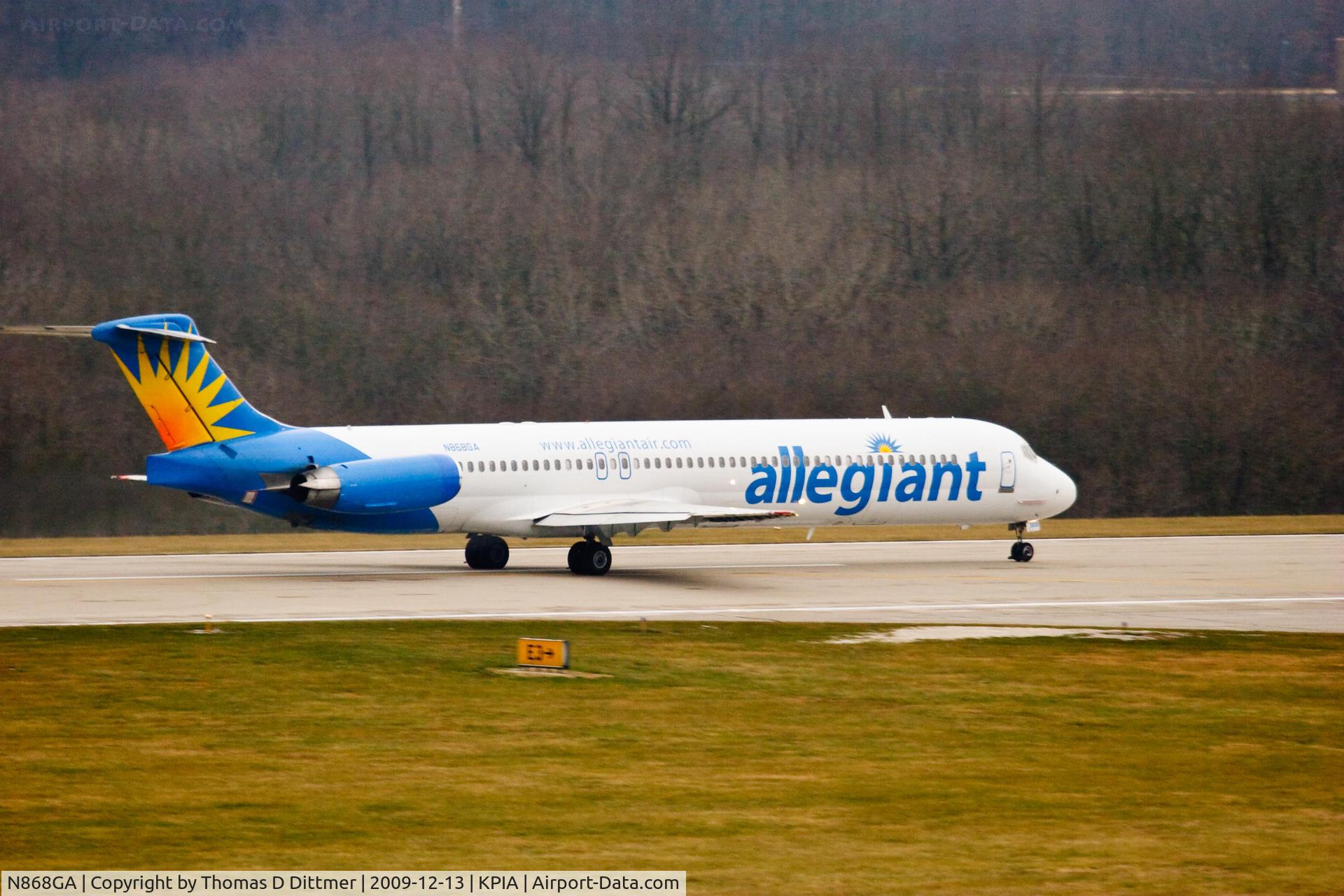 N868GA, 1987 McDonnell Douglas MD-83 (DC-9-83) C/N 49554, Allegiant Airways (N868GA) departure roll