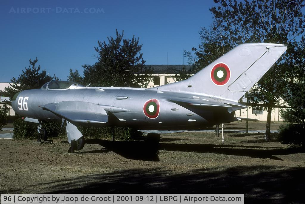 96, Mikoyan-Gurevich MiG-19P C/N not available, This MiG-19 is one of many gate guards that can be found on graf Ignatievo air base.