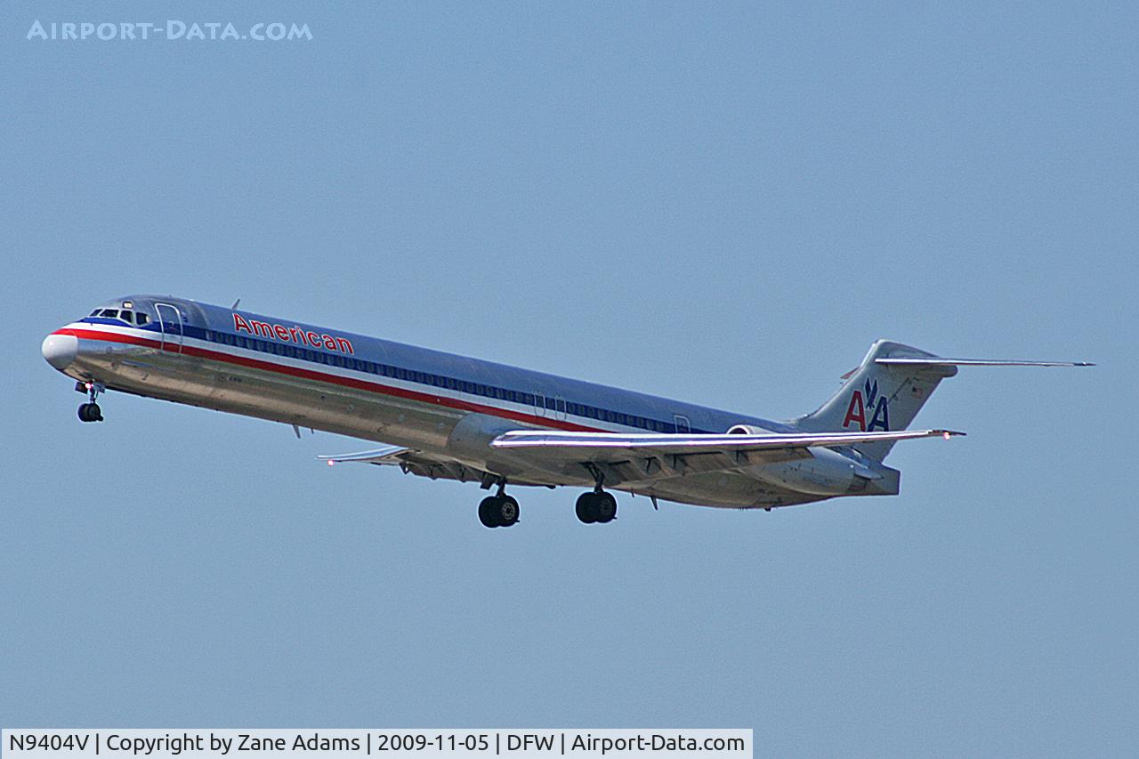 N9404V, 1992 McDonnell Douglas MD-83 (DC-9-83) C/N 53140, American Airlines at DFW