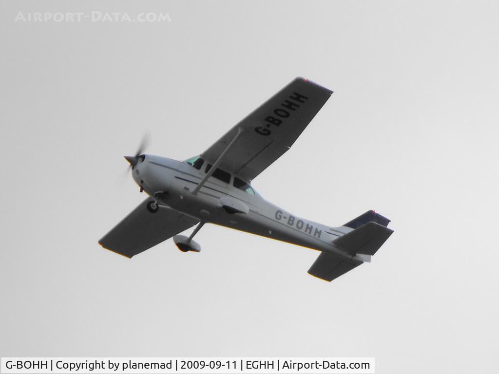 G-BOHH, 1980 Cessna 172N C/N 172-73906, Captured on take-off from 08, taken from the Flying Club