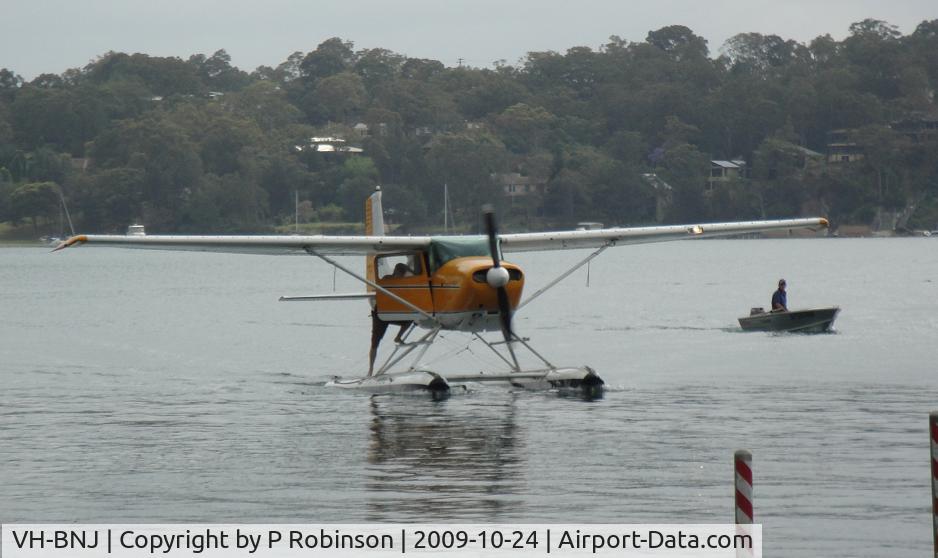 VH-BNJ, 1958 Cessna 180A C/N 50157, Catalina Fest 09 at former RAAF Rathmines
