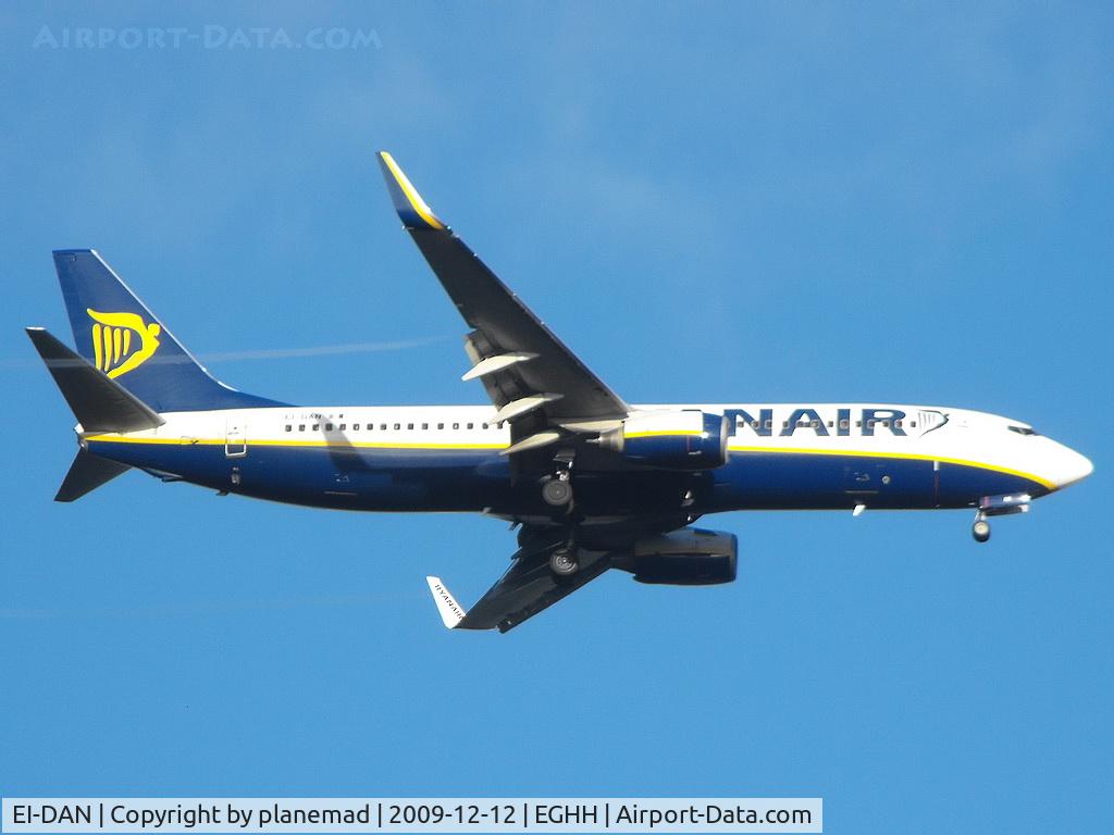 EI-DAN, 2003 Boeing 737-8AS C/N 33549, 08 landing, taken from home