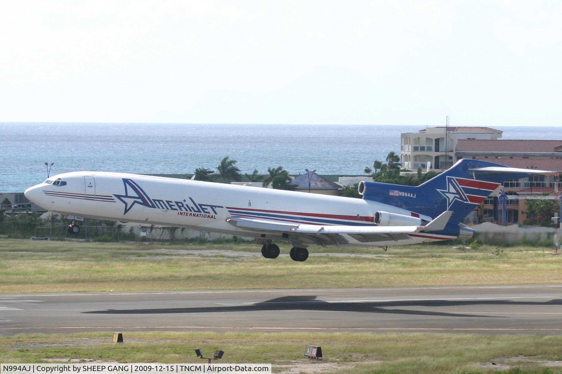 N994AJ, 1975 Boeing 727-233F C/N 20942, Amerijet landing at tncm