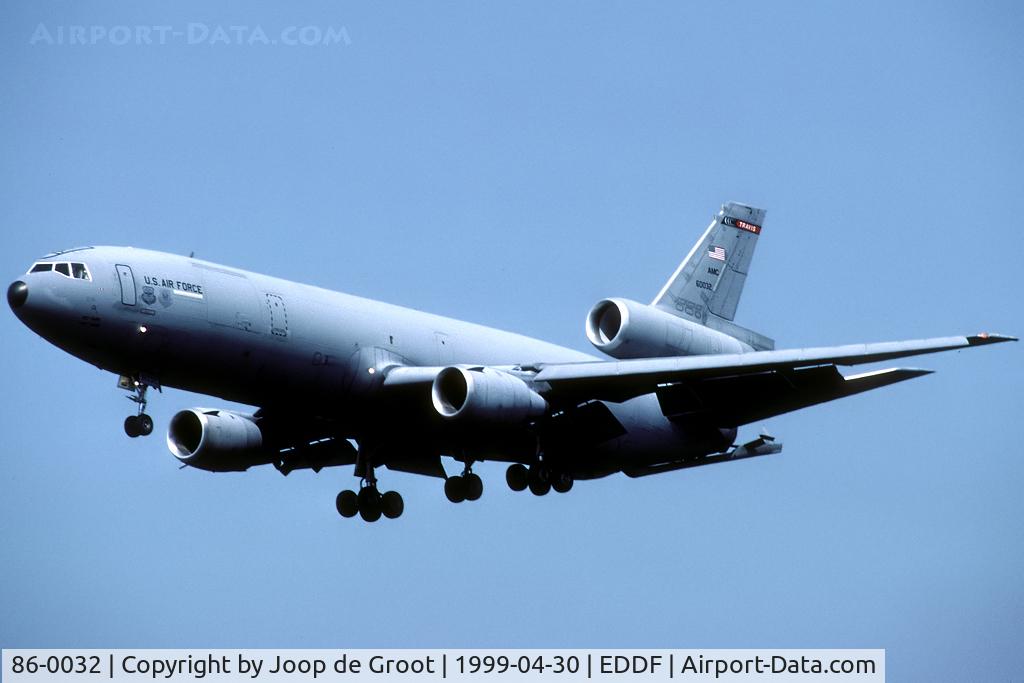 86-0032, 1986 McDonnell Douglas KC-10A Extender C/N 48245, arrival at FRA during the Allied Force operations over Bosnia.