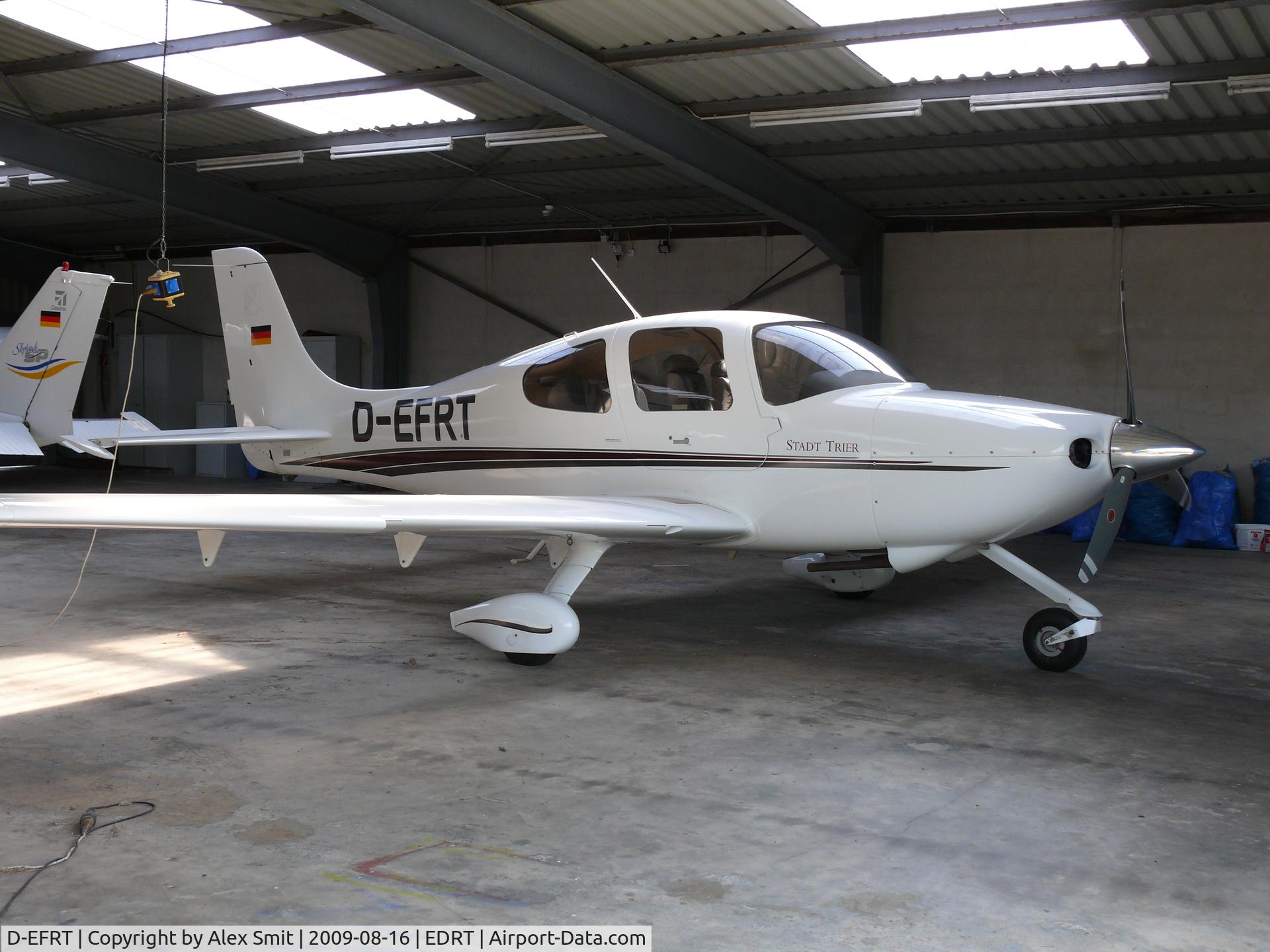 D-EFRT, 2001 Cirrus SR20 C/N 1141, Cirrus Aircraft SR20 D-EFRT Fliegerclub Region Trier