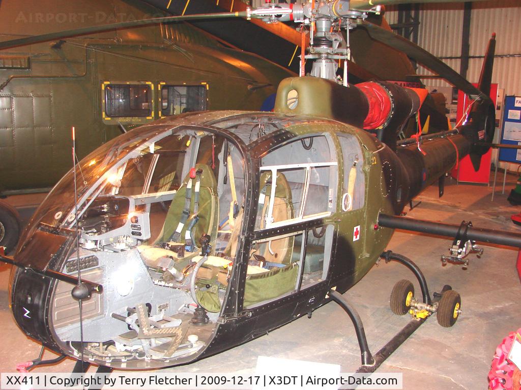 XX411, 1975 Westland SA-341B Gazelle AH1 C/N 1359, Westland Gazelle exhibited at the Doncaster AeroVenture Museum