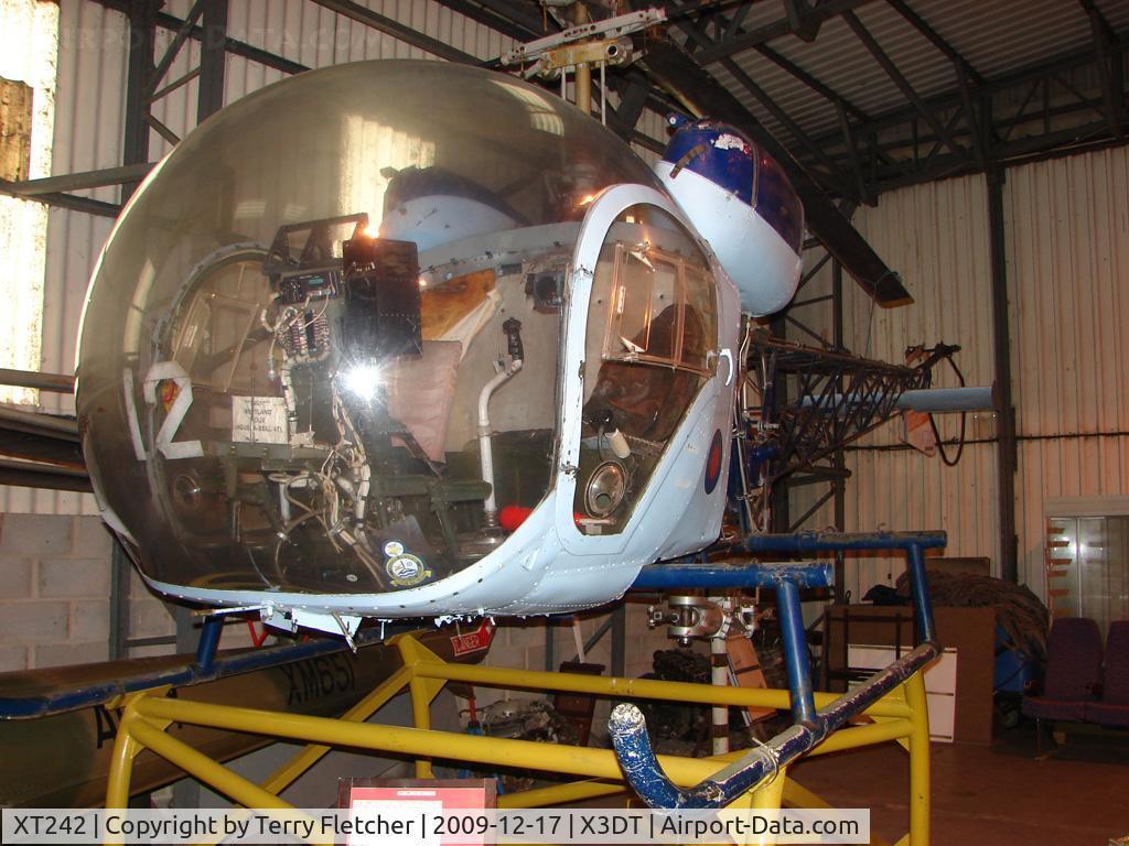 XT242, 1966 Westland Sioux AH.1 C/N WA401, Westland Sioux AH1 exhibited at the Doncaster AeroVenture Museum