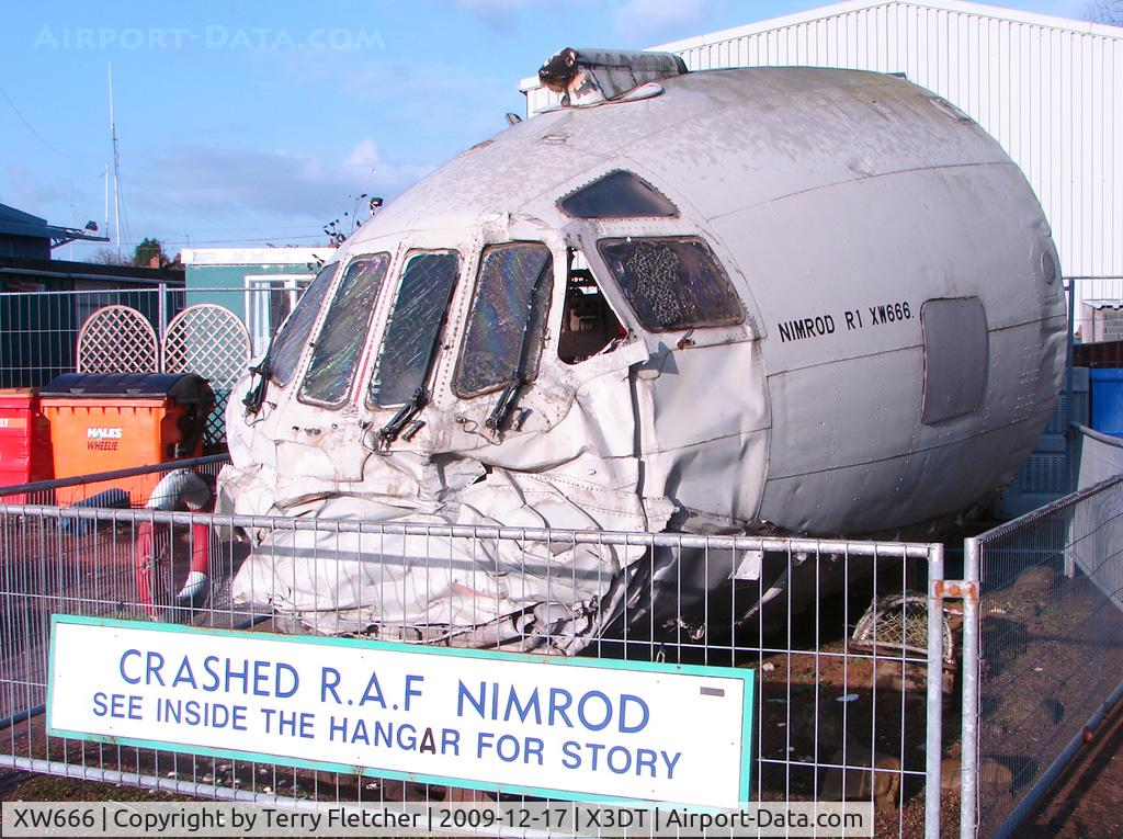 XW666, Hawker Siddeley Nimrod R.1 C/N 8041, Remains of crashed Nimrod cockpit exhibited at the Doncaster AeroVenture Museum
