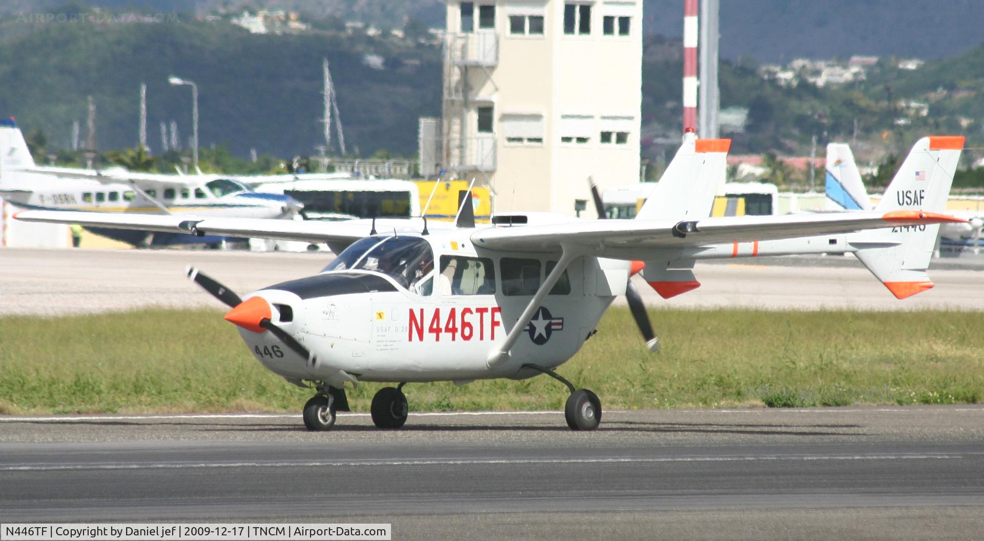 N446TF, Cessna 337A Super Skymaster C/N 337-0454, N446TF back tracking runway 10 for to the taxi way Bravo befor take off