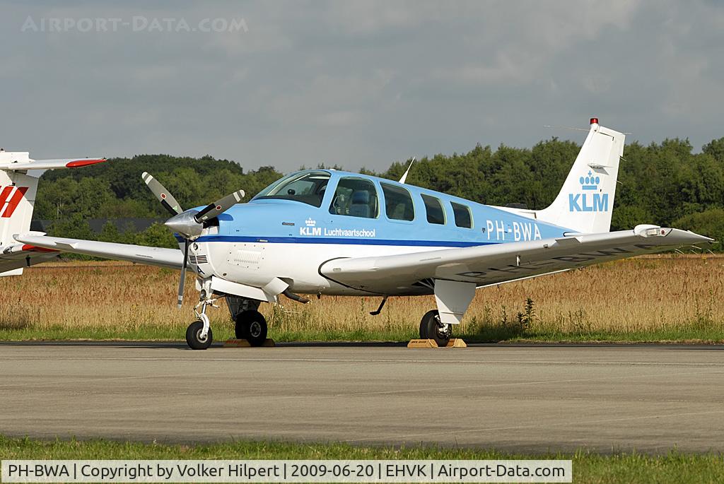 PH-BWA, Beechcraft A36 C/N E-2581, at Volkel