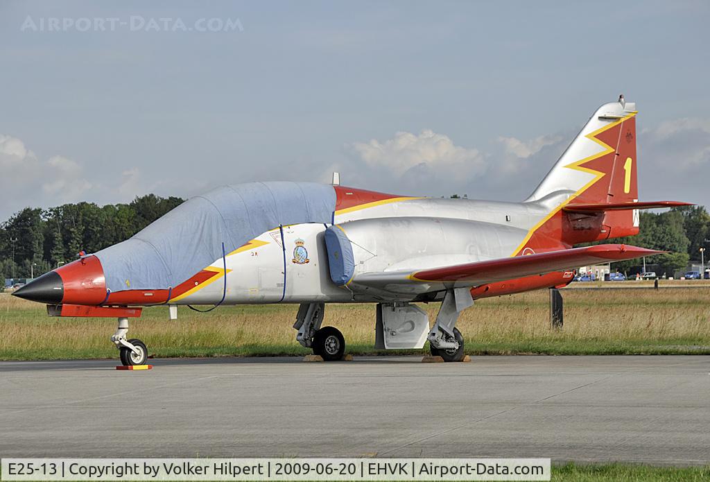 E25-13, CASA C-101EB Aviojet C/N EB01-13-013, at Volkel