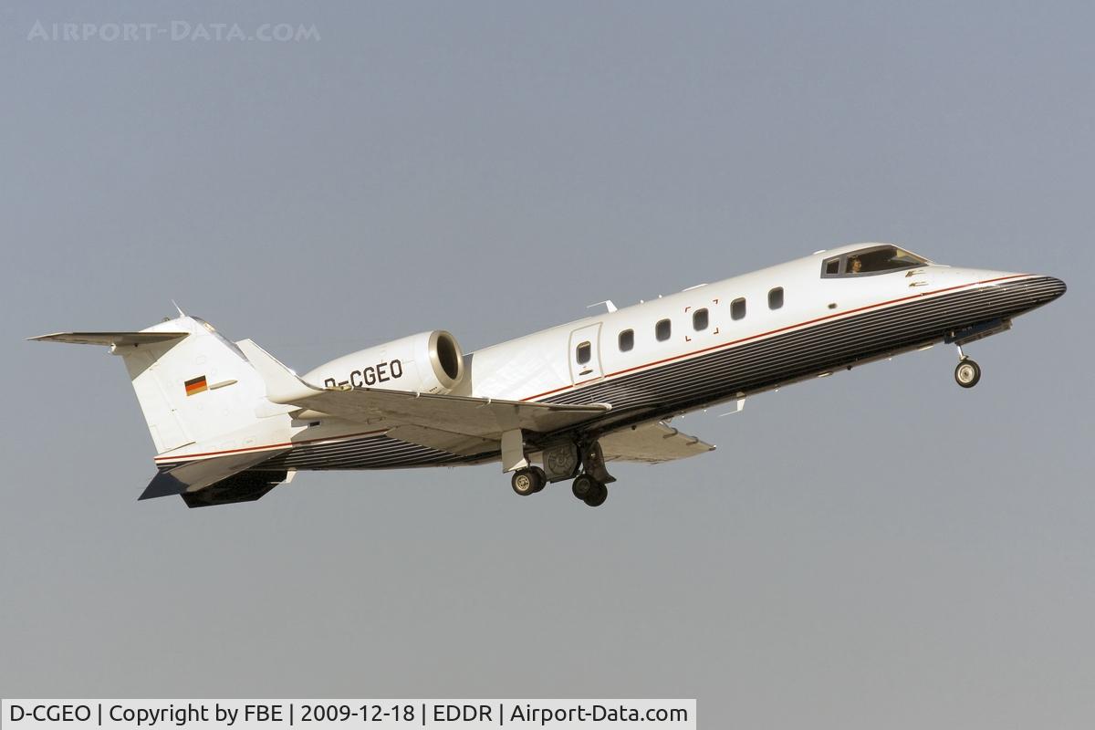 D-CGEO, 1999 Learjet 60 C/N 60-160, departing Saarbrücken via RW09, echo departure route