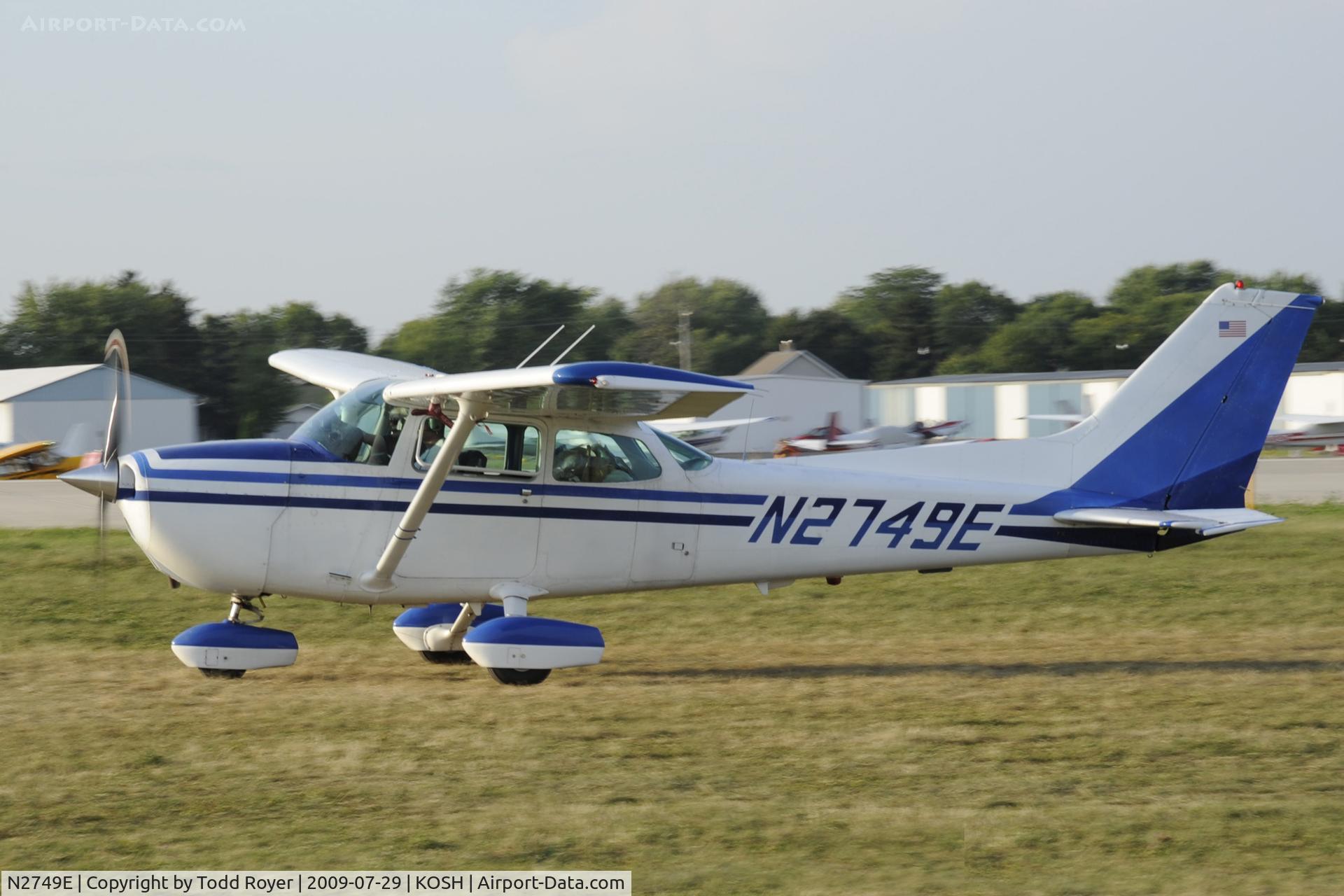 N2749E, 1978 Cessna 172N C/N 17271314, EAA AIRVENTURE 2009