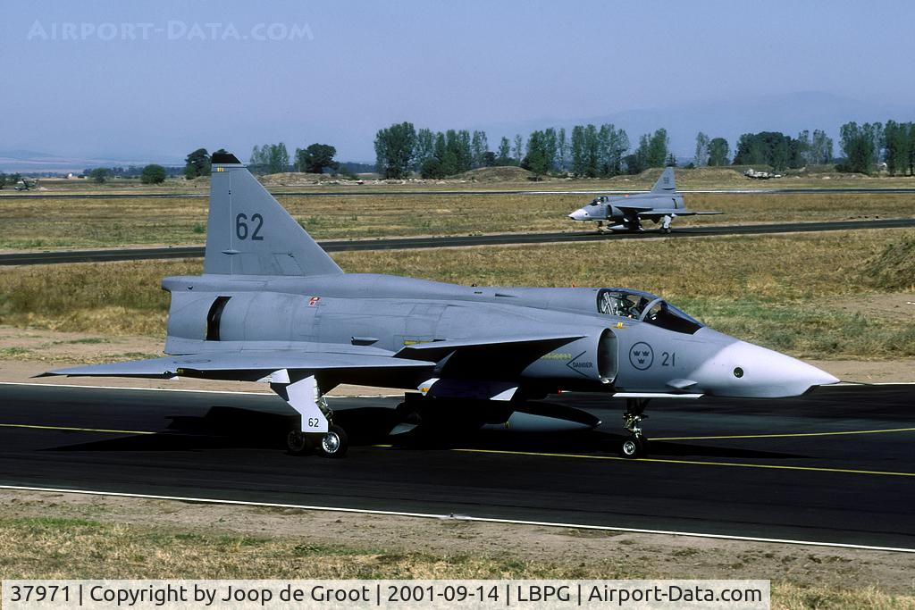 37971, Saab AJSF 37 Viggen C/N 37971, In 2001 F21 Lulea was present during Co-operative Key at Graf Ignatievo Bulgaria. Far from home!