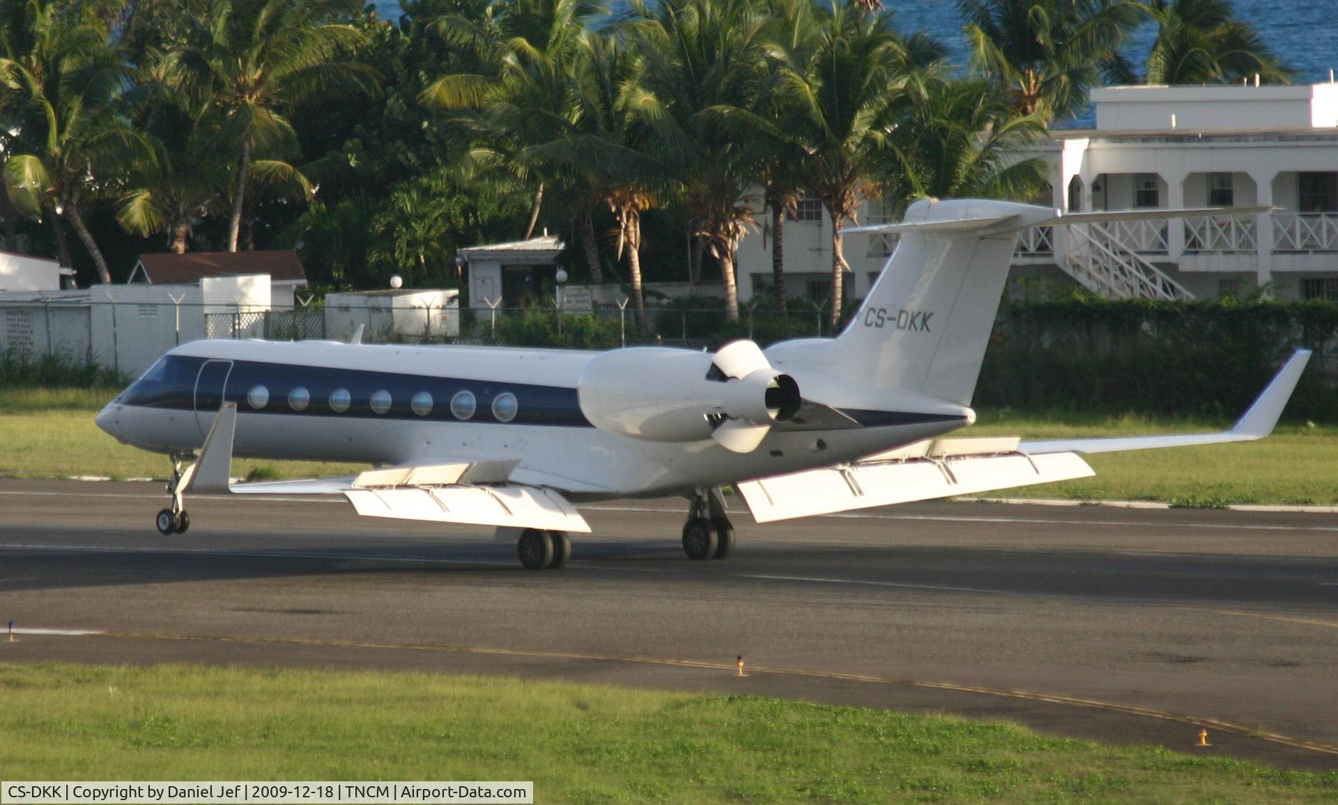 CS-DKK, 2008 Gulfstream Aerospace GV-SP (G550) C/N 5201, CS-DKK making use of there stopping power