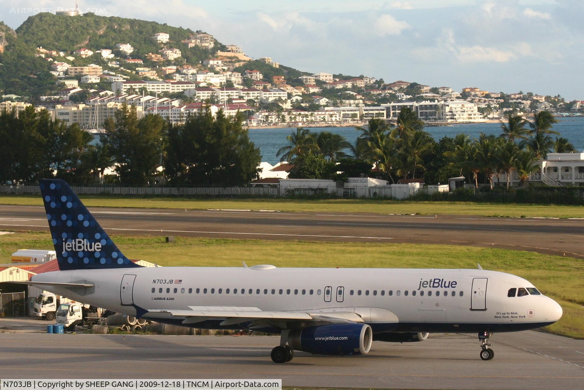 N703JB, 2008 Airbus A320-232 C/N 3381, Jetblue N703JB taxing at Alpha for take off