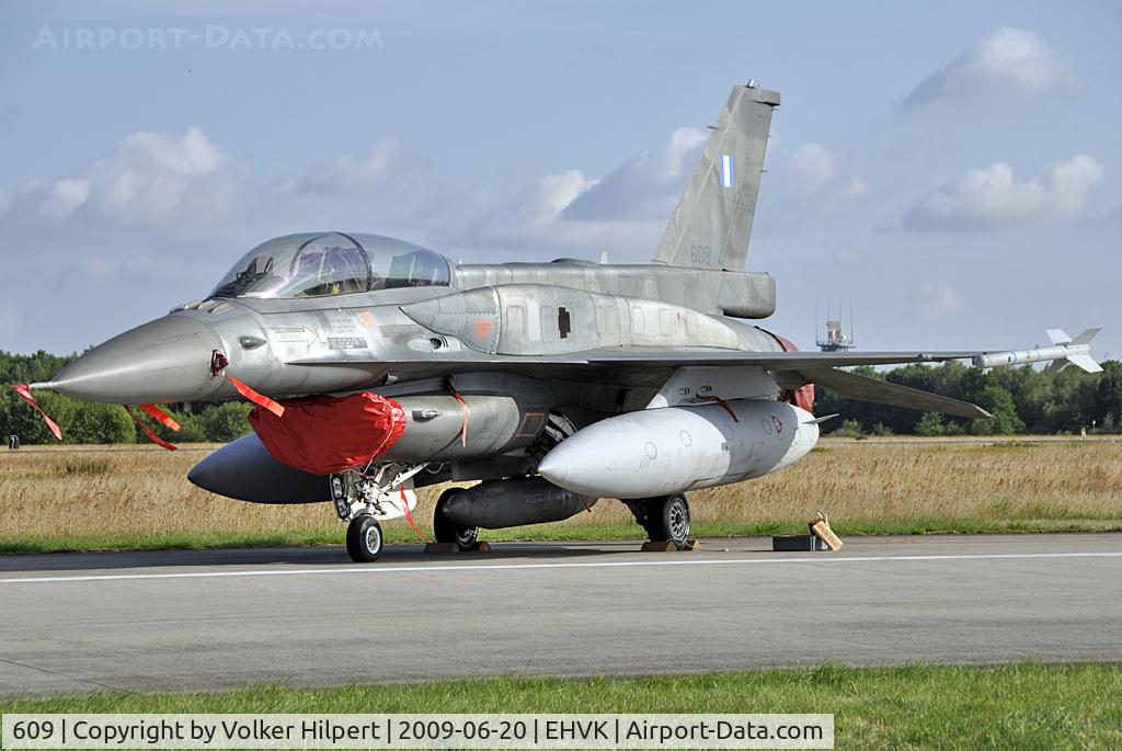 609, 1999 Lockheed Martin F-16DJ Fighting Falcon C/N XM-10, at Volkel