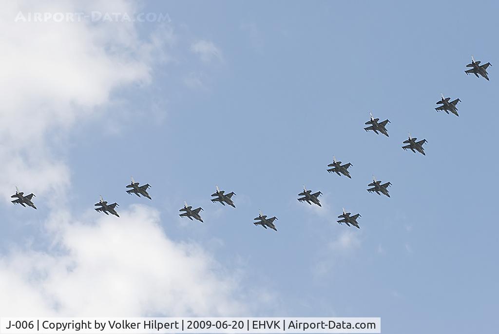 J-006, Fokker F-16AM Fighting Falcon C/N 6D-162, at Volkel