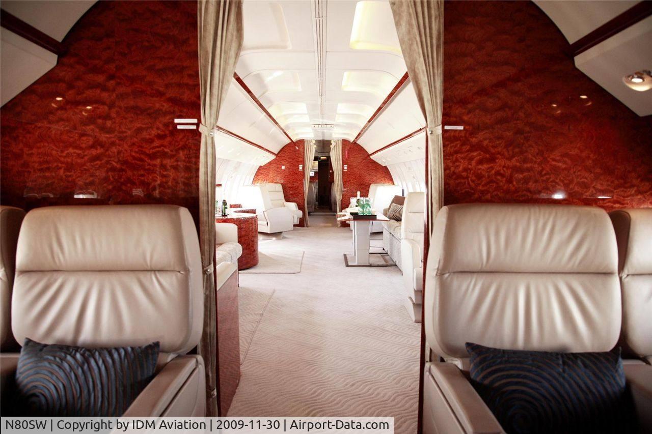 N80SW, 1982 Boeing 737-2H4 C/N 22675, New executive interior for N80SW (noted for sale 11.30.09