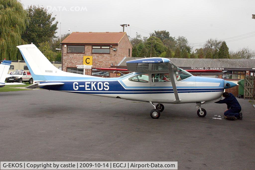 G-EKOS, 1978 Reims FR182 Skylane RG C/N 0017, seen @ Sherburn in Elmet
