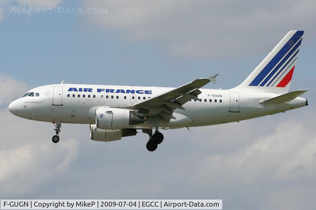 F-GUGN, 2006 Airbus A318-111 C/N 2918, Short final for Runway 23R.
