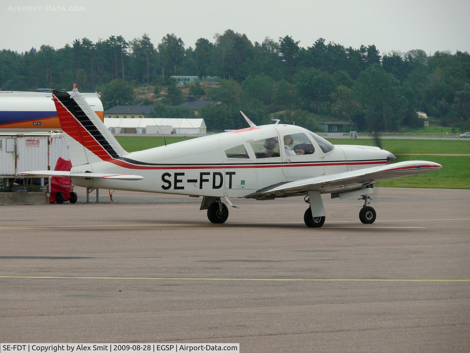 SE-FDT, 1968 Piper PA-28R-180 Cherokee Arrow Cherokee Arrow C/N 28R-30687, Piper Pa28R-180 Cherokee Arrow SE-FDT